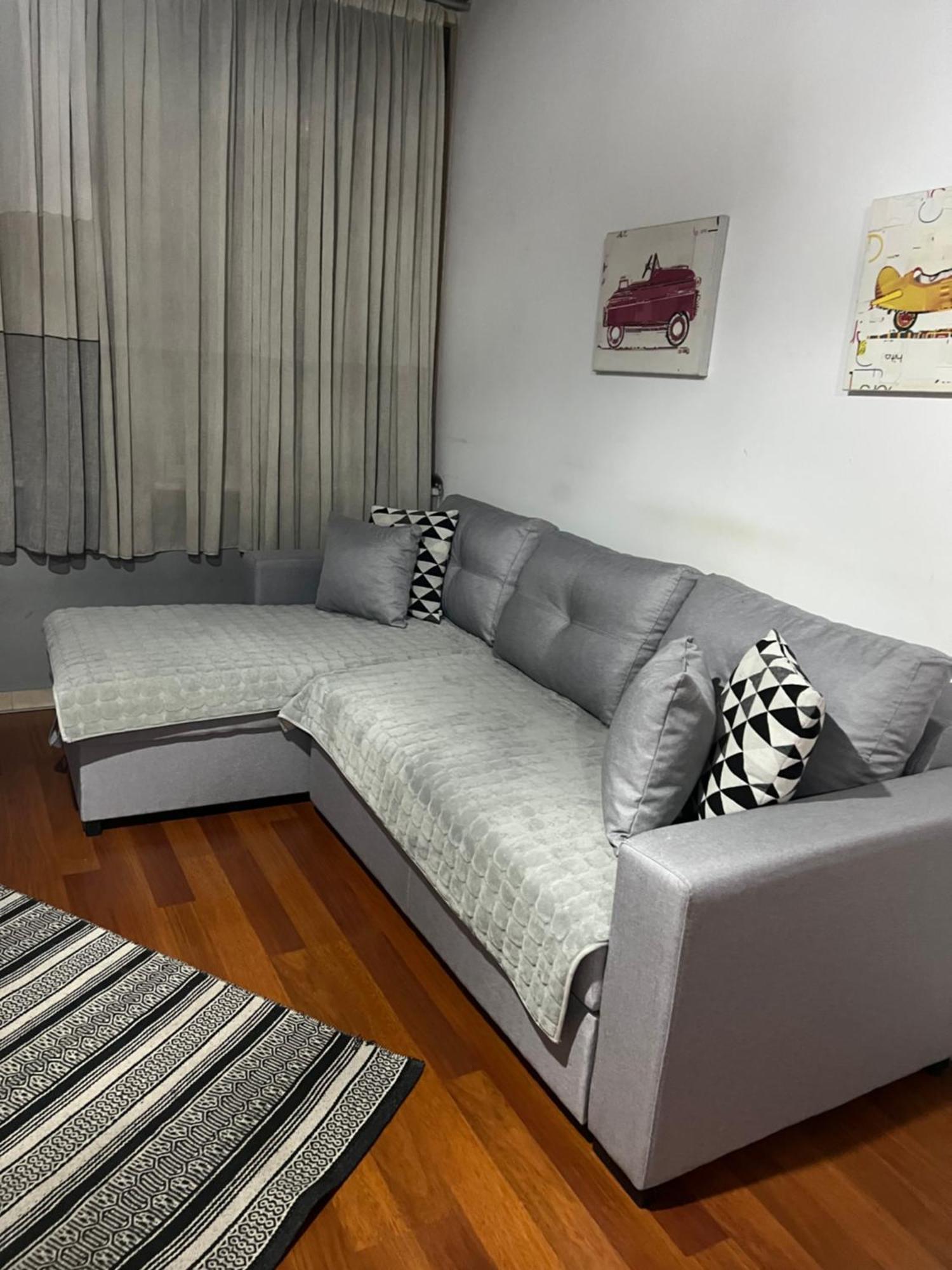 Ergi'S Host Apartment Tirana Exterior photo